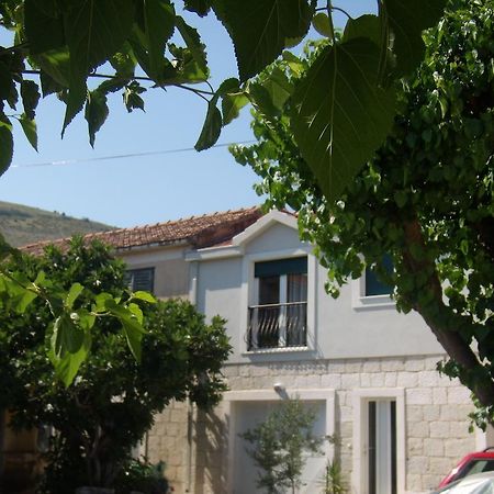 Stari Dvori Apartment Trogir Room photo